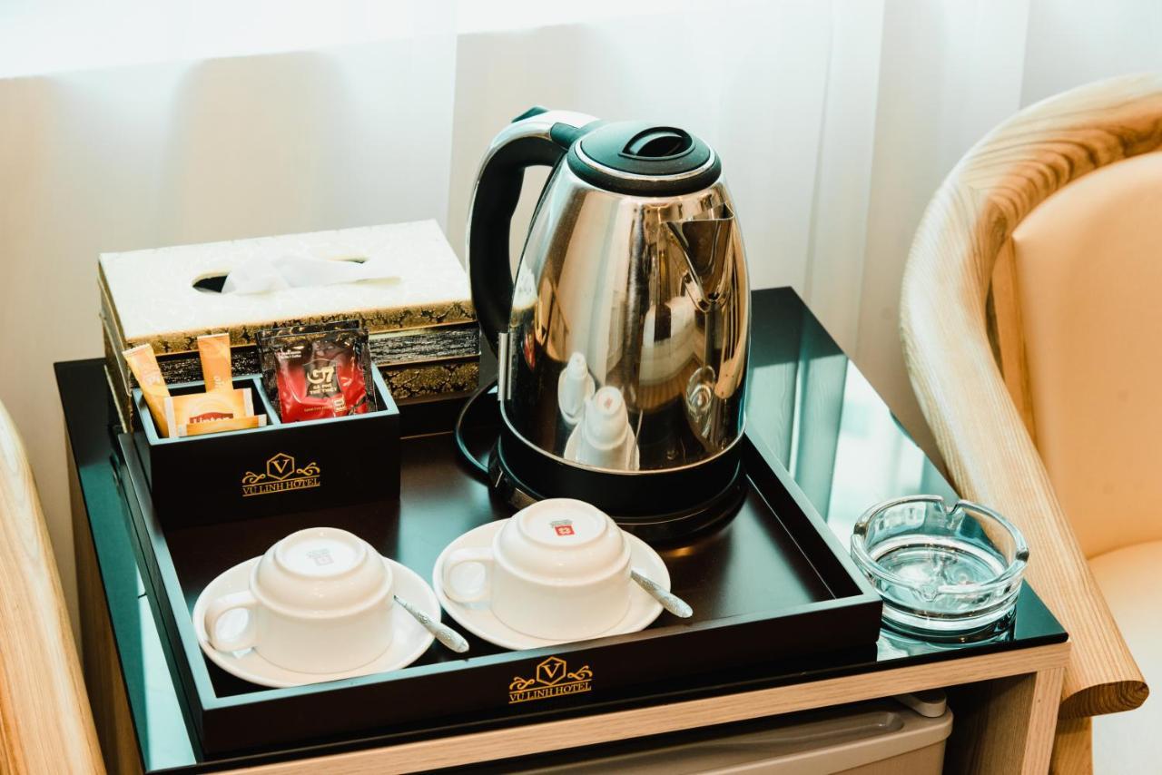 Vu Linh Hotel Ханой Екстериор снимка
